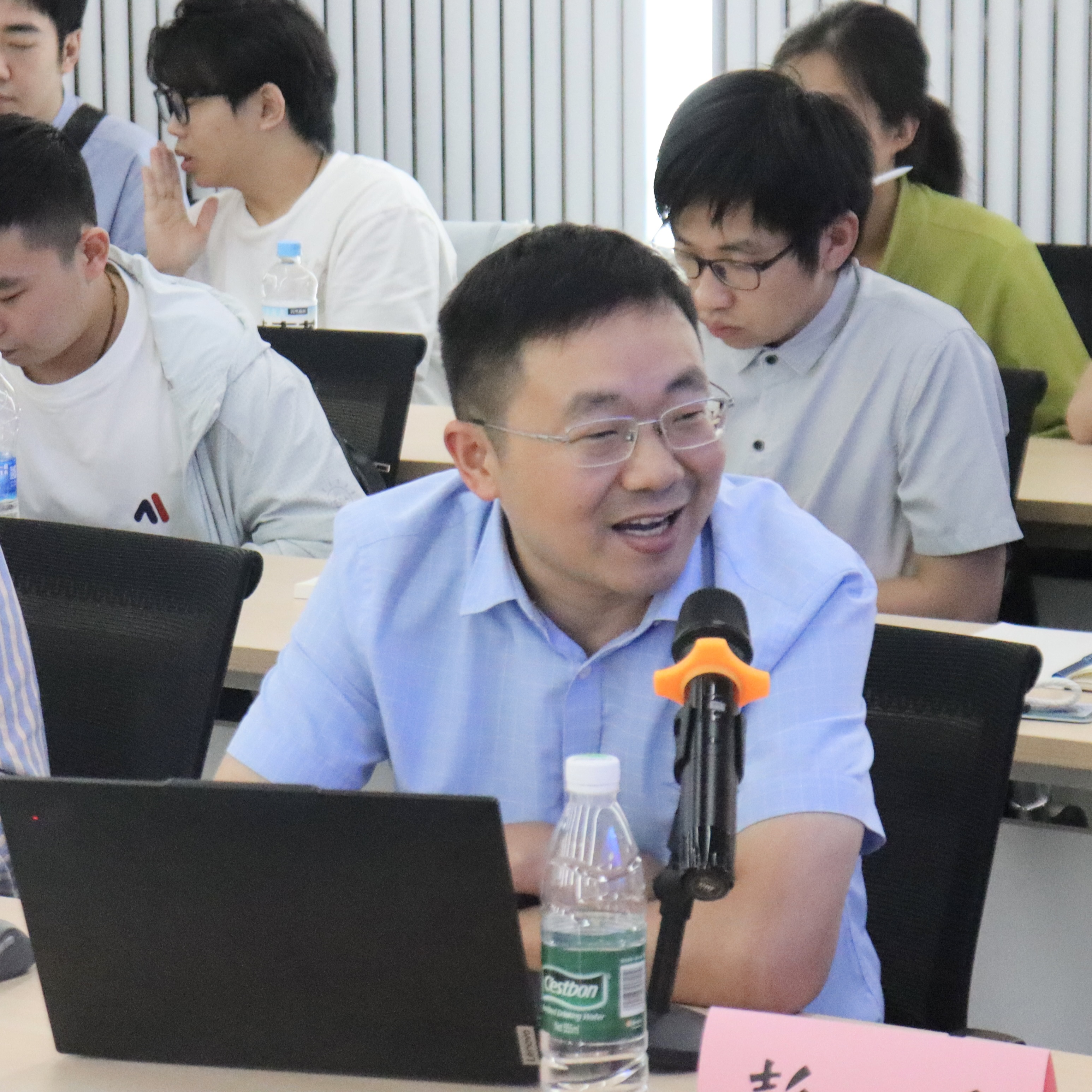 法学院名家讲坛:中国法学会网络与信息法学研究会姜伟会长主讲“数字法学的若干问题”-南京大学法学院